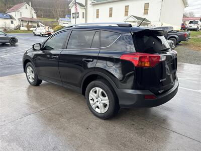 2014 Toyota RAV4 LE  AWD - Photo 6 - Hesston, PA 16647