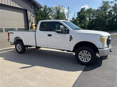 2017 Ford F-250 XL  Super Cab 4x4 - Photo 2 - Hesston, PA 16647