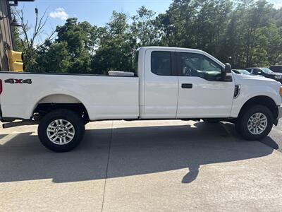 2017 Ford F-250 XL  Super Cab 4x4 - Photo 3 - Hesston, PA 16647