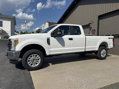 2017 Ford F-250 XL  Super Cab 4x4 - Photo 7 - Hesston, PA 16647