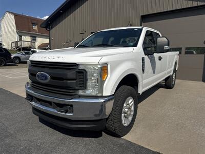 2017 Ford F-250 XL  Super Cab 4x4 - Photo 8 - Hesston, PA 16647