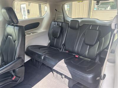 2023 Chrysler Pacifica Touring L   - Photo 34 - Hesston, PA 16647