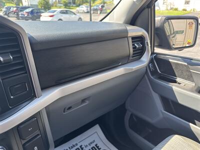 2023 Ford F-150 XLT SuperCrew 4x4 - Photo 33 - Hesston, PA 16647