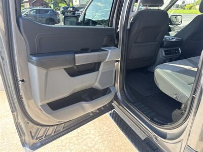 2023 Ford F-150 XLT SuperCrew 4x4 - Photo 35 - Hesston, PA 16647