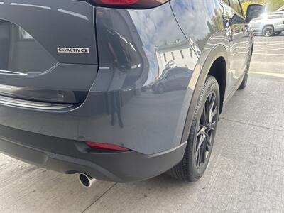 2022 Mazda CX-5 2.5 S Carbon Edition  AWD - Photo 19 - Hesston, PA 16647
