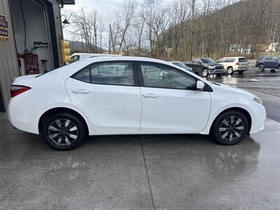 2016 Toyota Corolla LE   - Photo 3 - Hesston, PA 16647