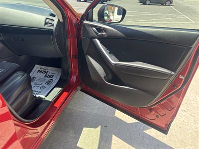 2015 Mazda CX-5 Touring AWD - Photo 37 - Hesston, PA 16647