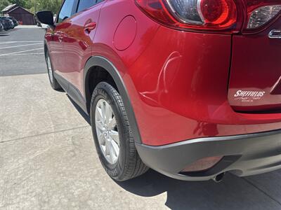2015 Mazda CX-5 Touring AWD - Photo 17 - Hesston, PA 16647