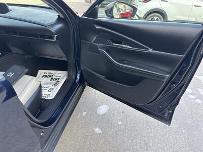 2025 Mazda CX-30 2.5 S Preferred  AWD - Photo 40 - Hesston, PA 16647