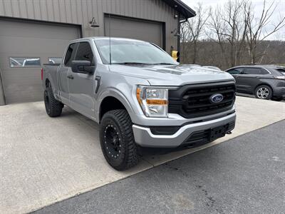 2022 Ford F-150 XL  SuperCab 4x4 - Photo 10 - Hesston, PA 16647