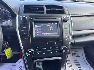 2017 Toyota Camry LE   - Photo 30 - Hesston, PA 16647