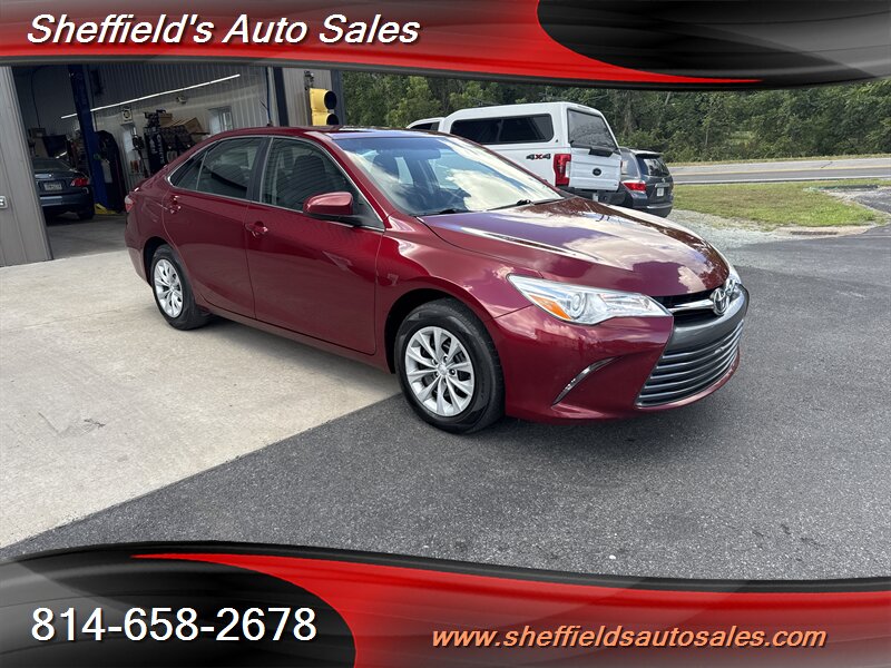 2017 Toyota Camry LE  