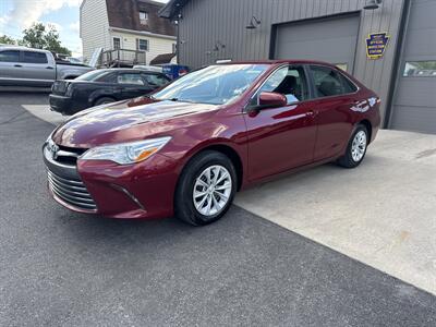 2017 Toyota Camry LE   - Photo 8 - Hesston, PA 16647