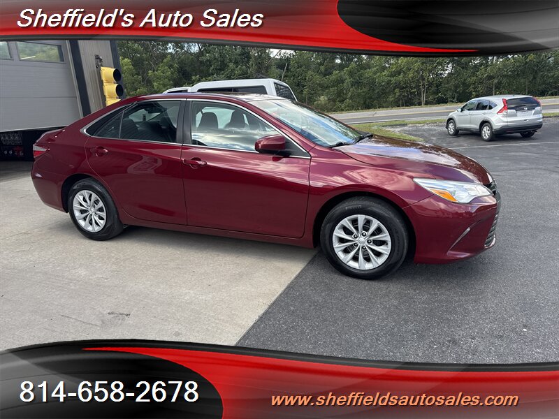 2017 Toyota Camry LE  
