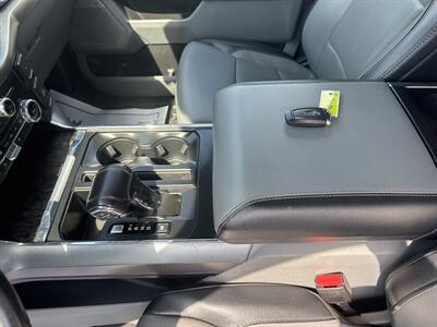 2023 Ford F-150 Lariat  SuperCrew 4x4 - Photo 32 - Hesston, PA 16647