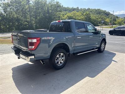 2023 Ford F-150 Lariat  SuperCrew 4x4 - Photo 4 - Hesston, PA 16647