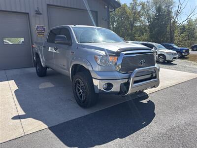 2013 Toyota Tundra Grade  CrewMax 4x4 - Photo 12 - Hesston, PA 16647