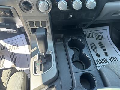 2013 Toyota Tundra Grade  CrewMax 4x4 - Photo 33 - Hesston, PA 16647