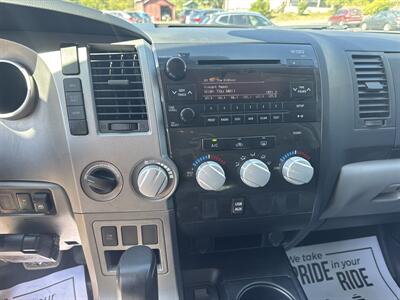 2013 Toyota Tundra Grade  CrewMax 4x4 - Photo 32 - Hesston, PA 16647