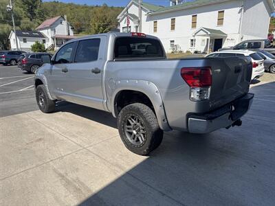 2013 Toyota Tundra Grade  CrewMax 4x4 - Photo 7 - Hesston, PA 16647