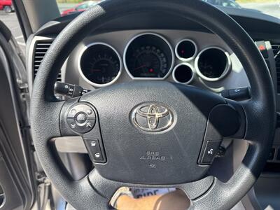 2013 Toyota Tundra Grade  CrewMax 4x4 - Photo 30 - Hesston, PA 16647
