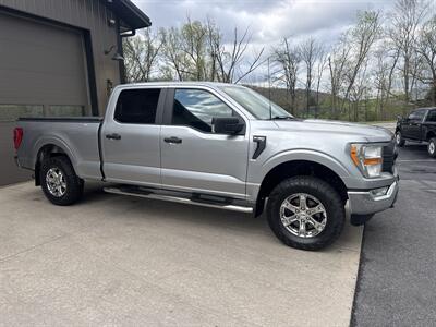 2021 Ford F-150 XL  SuperCrew 4x4 - Photo 2 - Hesston, PA 16647