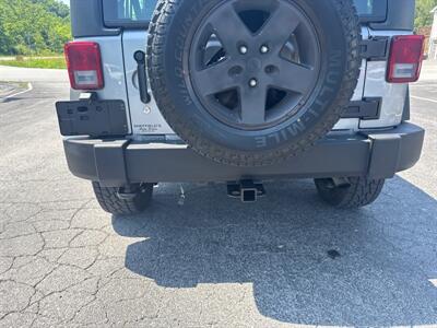 2013 Jeep Wrangler Sport  4x4 - Photo 25 - Hesston, PA 16647