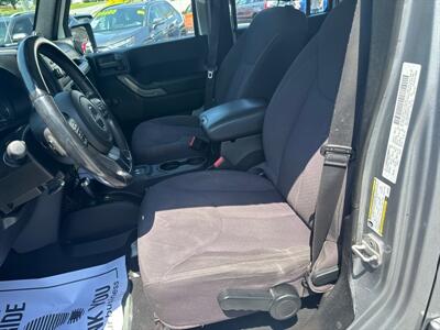 2013 Jeep Wrangler Sport  4x4 - Photo 32 - Hesston, PA 16647