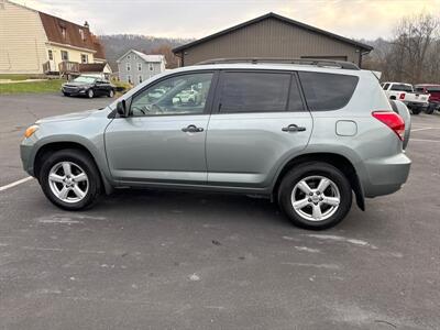 2008 Toyota RAV4  4WD - Photo 10 - Hesston, PA 16647