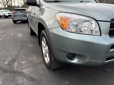 2008 Toyota RAV4  4WD - Photo 16 - Hesston, PA 16647