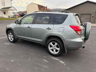 2008 Toyota RAV4  4WD - Photo 9 - Hesston, PA 16647