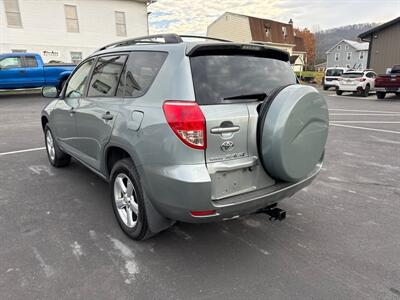 2008 Toyota RAV4  4WD - Photo 8 - Hesston, PA 16647