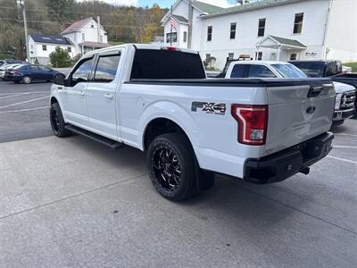 2017 Ford F-150 XLT SuperCrew 4x4 - Photo 6 - Hesston, PA 16647