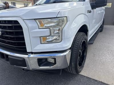 2017 Ford F-150 XLT SuperCrew 4x4 - Photo 13 - Hesston, PA 16647