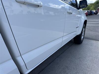 2020 Chevrolet Colorado LT  Crew Cab 4X4 - Photo 23 - Hesston, PA 16647