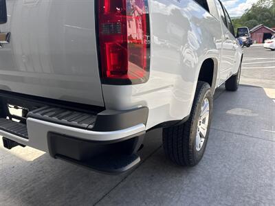 2020 Chevrolet Colorado LT  Crew Cab 4X4 - Photo 21 - Hesston, PA 16647