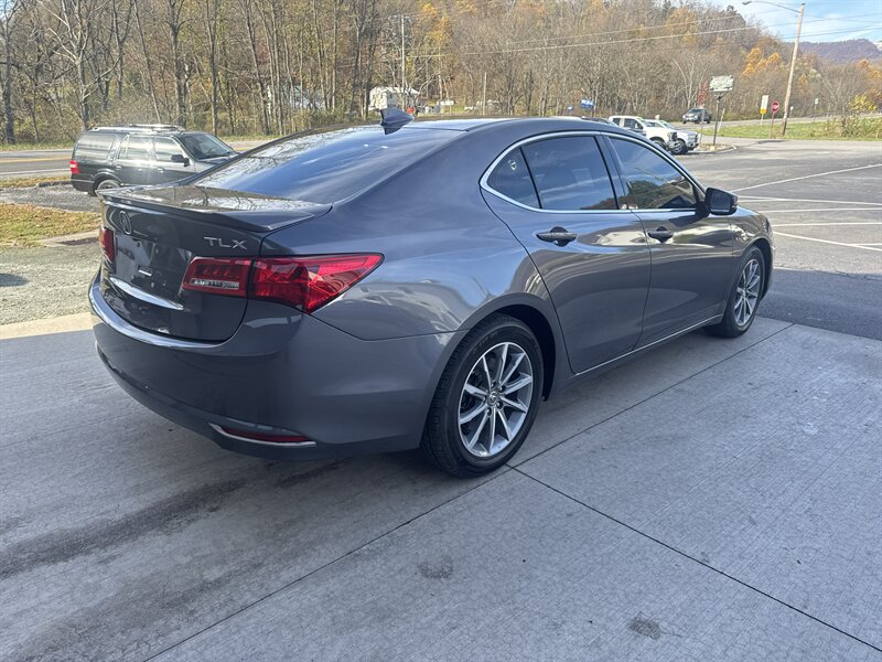 2018 Acura TLX 2.4L Technology photo 3