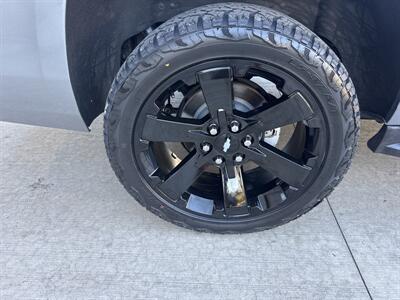 2020 Chevrolet Suburban LT  4x4 - Photo 49 - Hesston, PA 16647