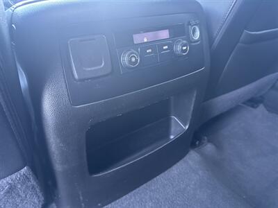 2020 Chevrolet Suburban LT  4x4 - Photo 41 - Hesston, PA 16647