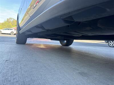 2020 Chevrolet Suburban LT  4x4 - Photo 24 - Hesston, PA 16647