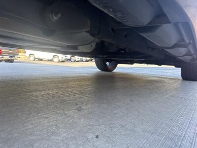 2020 Chevrolet Suburban LT  4x4 - Photo 23 - Hesston, PA 16647