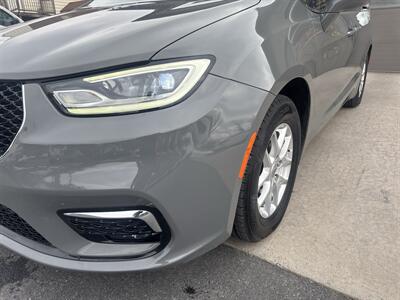 2022 Chrysler Pacifica Touring L - Photo 13 - Hesston, PA 16647