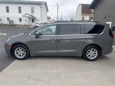 2022 Chrysler Pacifica Touring L - Photo 7 - Hesston, PA 16647