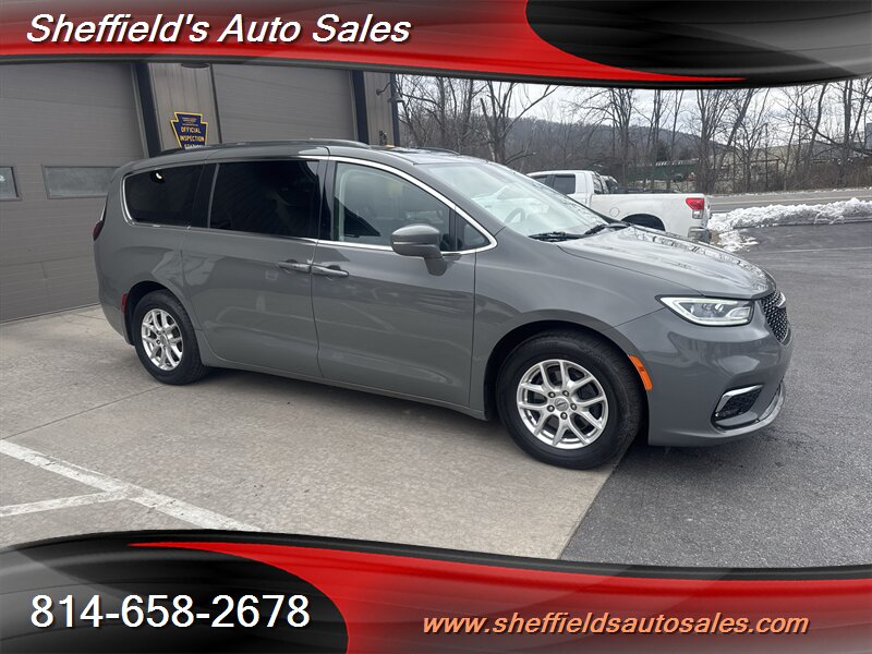 2022 Chrysler Pacifica Touring L  