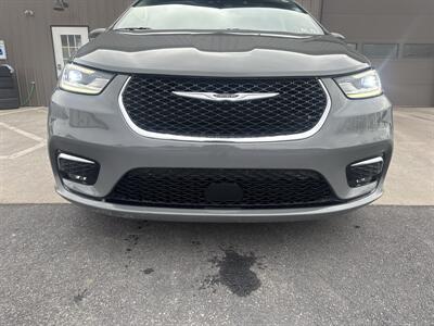 2022 Chrysler Pacifica Touring L - Photo 12 - Hesston, PA 16647