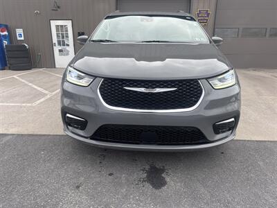 2022 Chrysler Pacifica Touring L - Photo 9 - Hesston, PA 16647