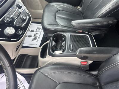 2022 Chrysler Pacifica Touring L - Photo 26 - Hesston, PA 16647