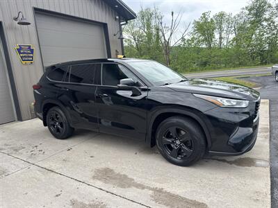 2020 Toyota Highlander L AWD - Photo 2 - Hesston, PA 16647