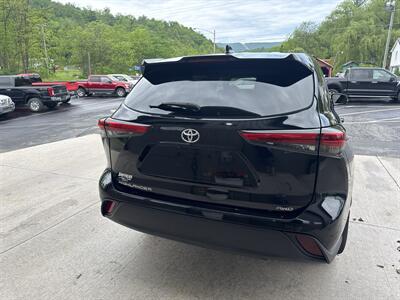 2020 Toyota Highlander L AWD - Photo 5 - Hesston, PA 16647
