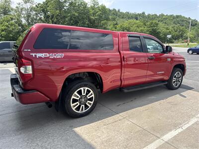2018 Toyota Tundra SR5  Double Cab 4x4 - Photo 4 - Hesston, PA 16647